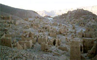 Abandoned by the natives on the 11th century, Al-Sunahjeh ruins tell the story of those who once were.