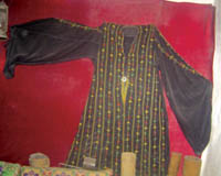 A sample of womens clothing at the time of Queen Arwa.