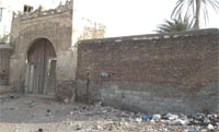 Beit Al-Faqih Fort is a 10-meter high archeological fort dating back to the Ottoman period and built by Turkish governor Mustafa Basha (1538-1630); however, its now surrounded with trash.
