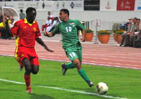 Yemeni striker Al-Nono (r) fighting for the ball on the sideline against a Sudanese player in the first encounter.
