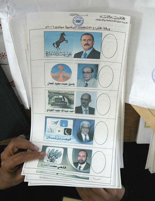 The voting day selection sheet with the five presidential candidates. Photo by Glyn Goffin